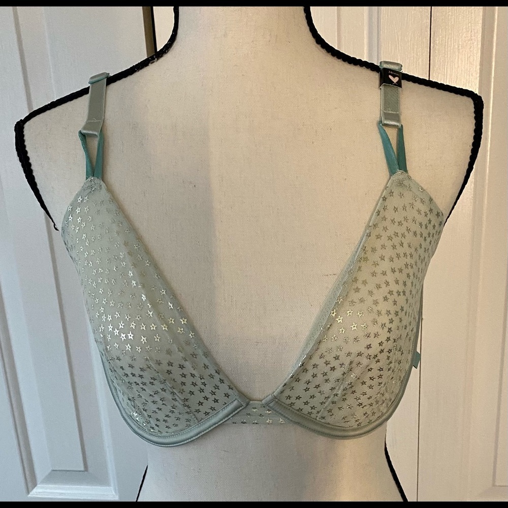 DESIGNED BY VICTORIA’S SECRET!!!!!! NWT BRA
